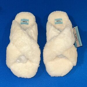 TOMS Cream Plush Slippers.. Brand new